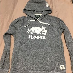 Roots hoodie small